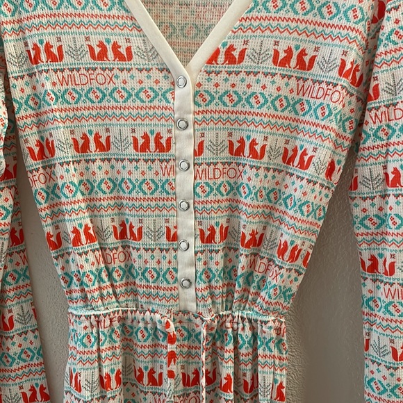 Women’s Wildfox romper sleeper - Picture 2 of 9